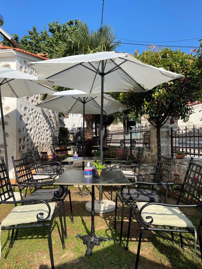 Εννεα Μουσεσ Παραδοσιακός Ξενώνας Velventos Exterior photo